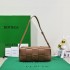 BV Bottega Veneta BRICK CASSETTE 9305  size: 23.5*10*10cm 2025 New