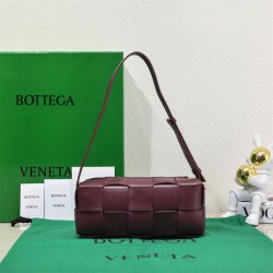 BV Bottega Veneta BRICK CASSETTE 9305  size: 23.5*10*10cm 2025 New