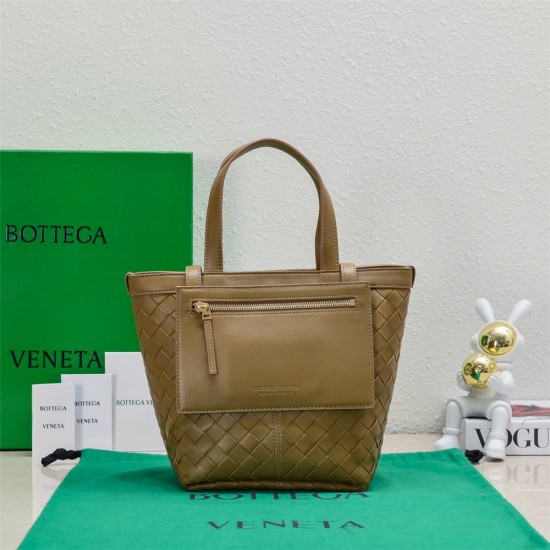 BV Bottega Veneta Flip Flap tote 23x18.5x15cm， style: 7746 2025 New