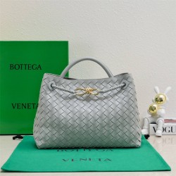 BV Bottega Veneta Andiamo tote 8463    size: 32*24*12cm 2025 New