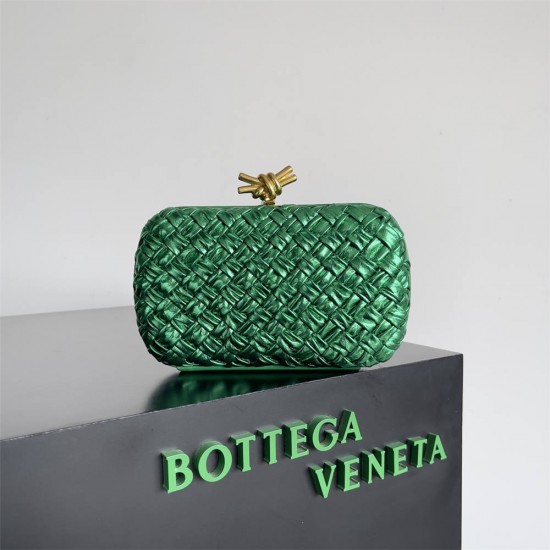 BV Bottega Veneta Knot 717623  size: 20.5*6*12.5cm 2025 New