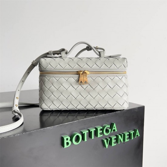 BV Bottega Veneta 789109  size: 22*12.5*5cm 2025 New