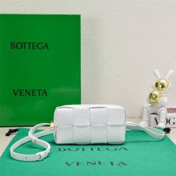 BV Bottega Veneta brick cassette 6816#  size: 18*9*3.5cm 2025 New