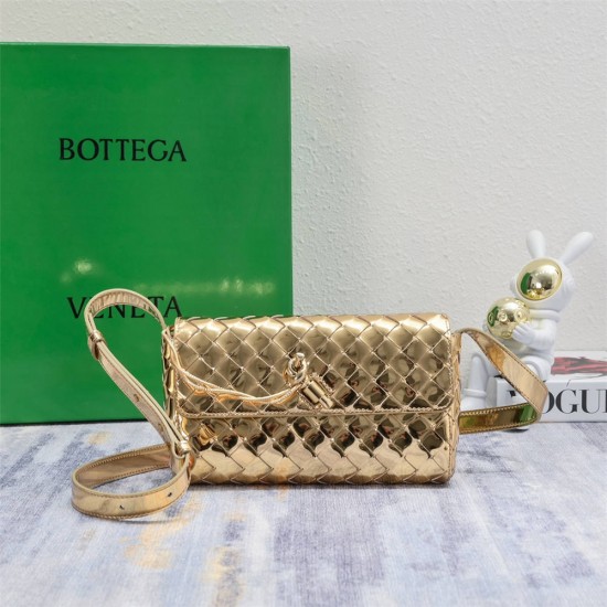 BV Bottega Veneta andiamo 5545  size: 21.5*13*4.5cm 2025 New