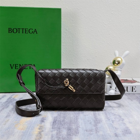 BV Bottega Veneta andiamo 5545  size: 21.5*13*4.5cm 2025 New