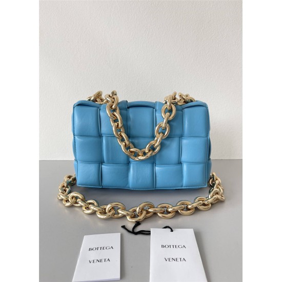 BV Bottega Veneta Chain Pouch size：26*18*6cm 2025 New