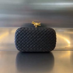 BV Bottega Veneta Knot  20x12x5.5cm 2025 New