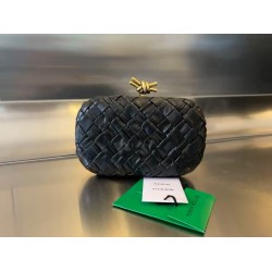 BV Bottega Veneta Knot 19x11.5x5cm 2025 New