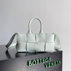 BV Bottega Veneta mini tote 776778  size: 22*11*5.5cm 2025 New