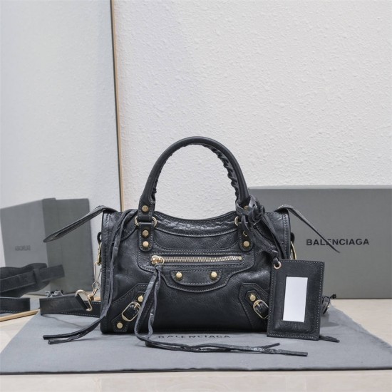 Balenciaga  Le Cagole lambskin 24 cm 2025 New