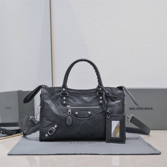 Balenciaga  Le Cagole lambskin 30 cm 2025 New