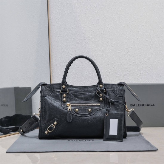 Balenciaga  Le Cagole lambskin 30 cm 2025 New