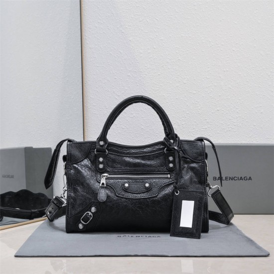 Balenciaga  Le Cagole lambskin 30 cm 2025 New