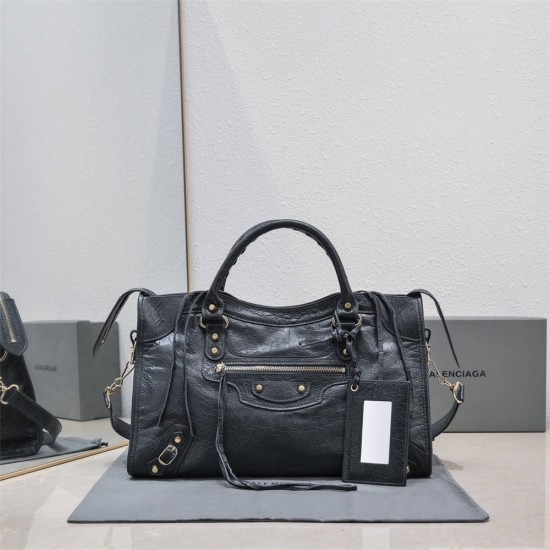 Balenciaga  Le Cagole lambskin 38 cm 2025 New